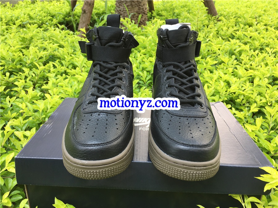 Nike Special Field Air Force 1 Mid Black